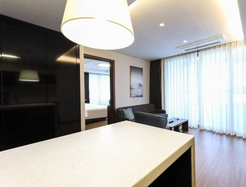 Haeundae Wide Ocean View & Residence Pusan Zewnętrze zdjęcie